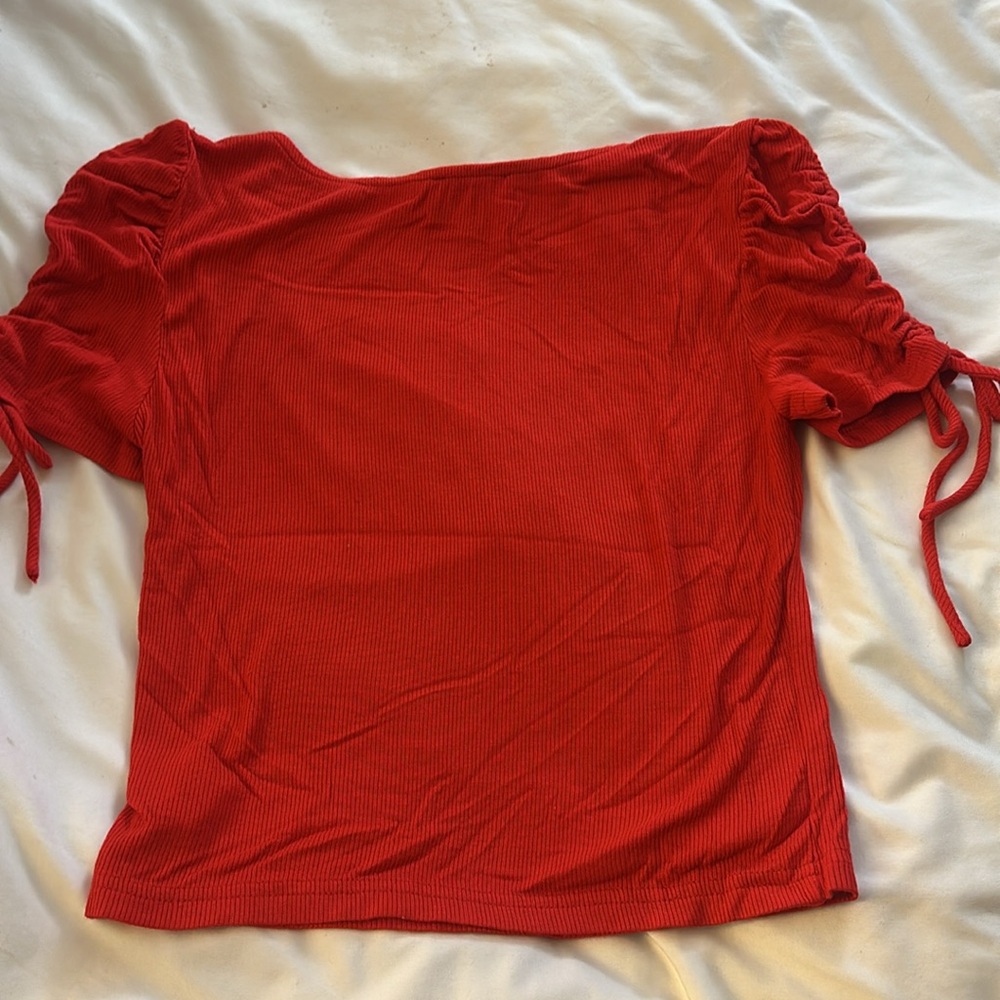 Superdown Red Ruched Crop Top - Picture 2 of 5